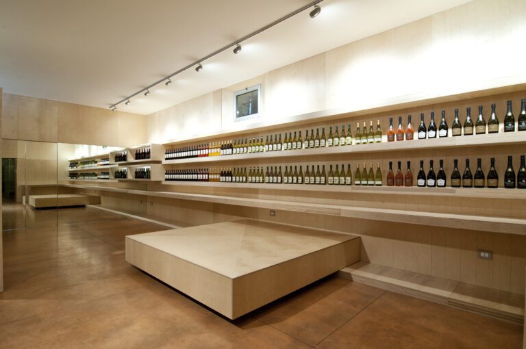 Nuovo Wine Shop Cantina Principi di Porcia, AZZANO DECIMO PORDENONE