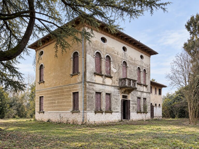 Restauro e frazionamento di villa storica – Trivignano